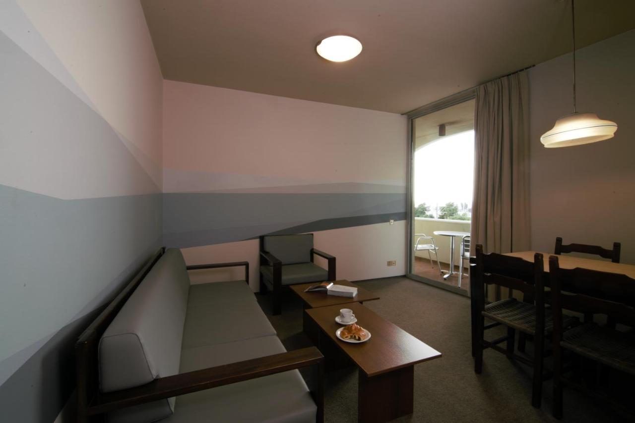 Marina Alimos Hotel Apartments Athen Exterior foto