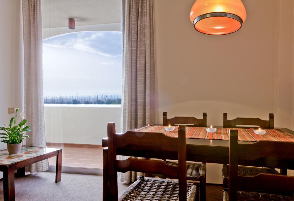 Marina Alimos Hotel Apartments Athen Zimmer foto