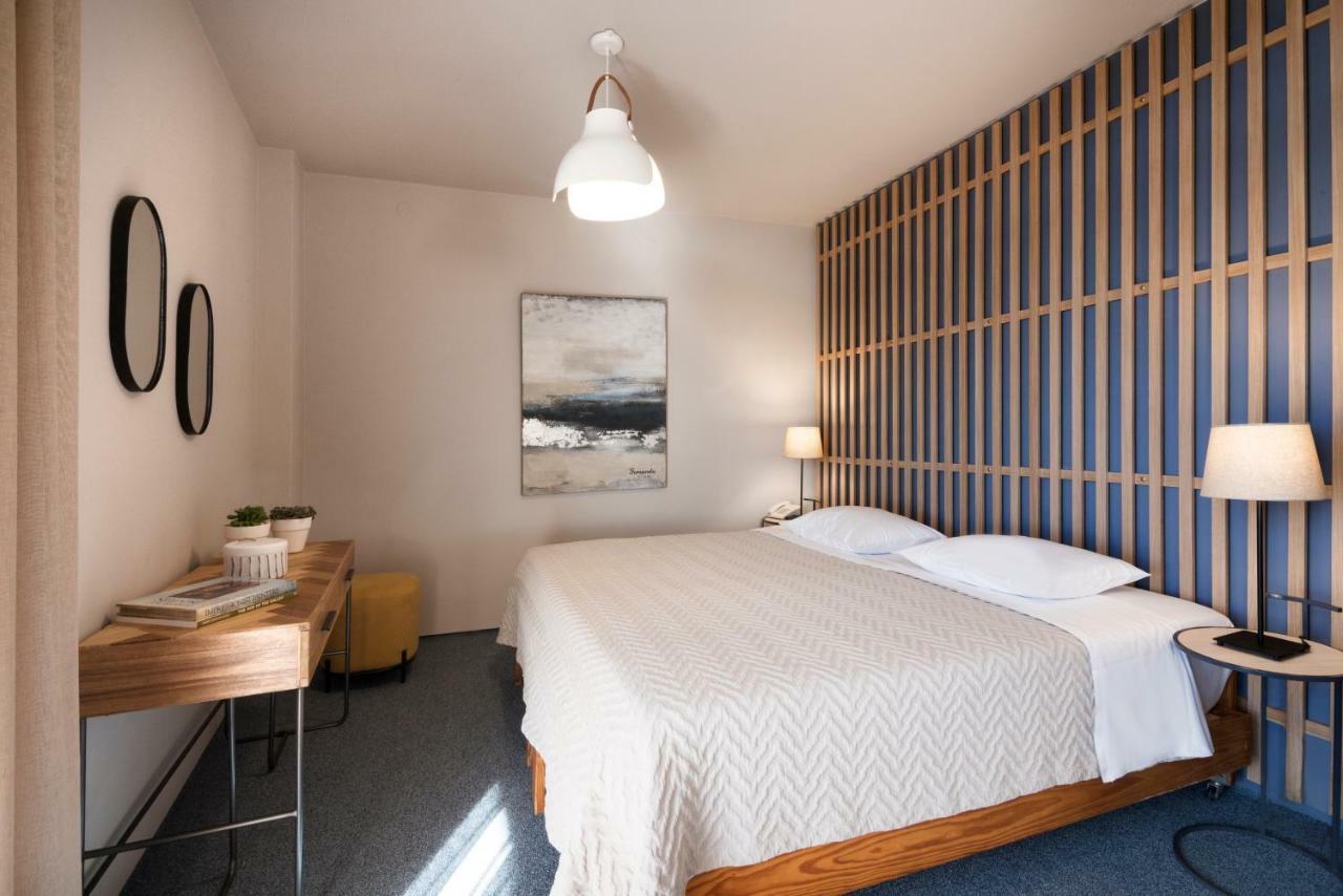 Marina Alimos Hotel Apartments Athen Exterior foto