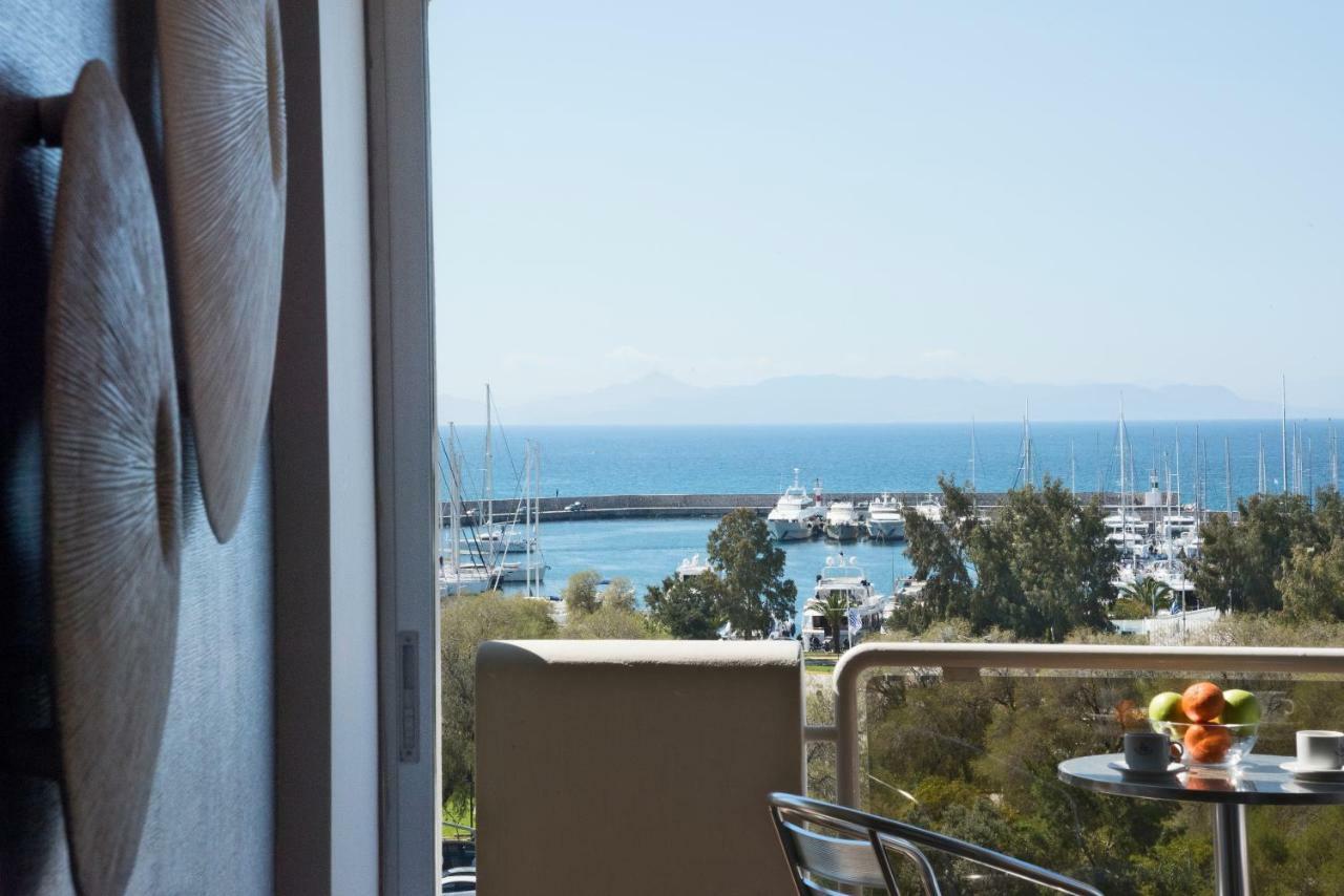 Marina Alimos Hotel Apartments Athen Exterior foto